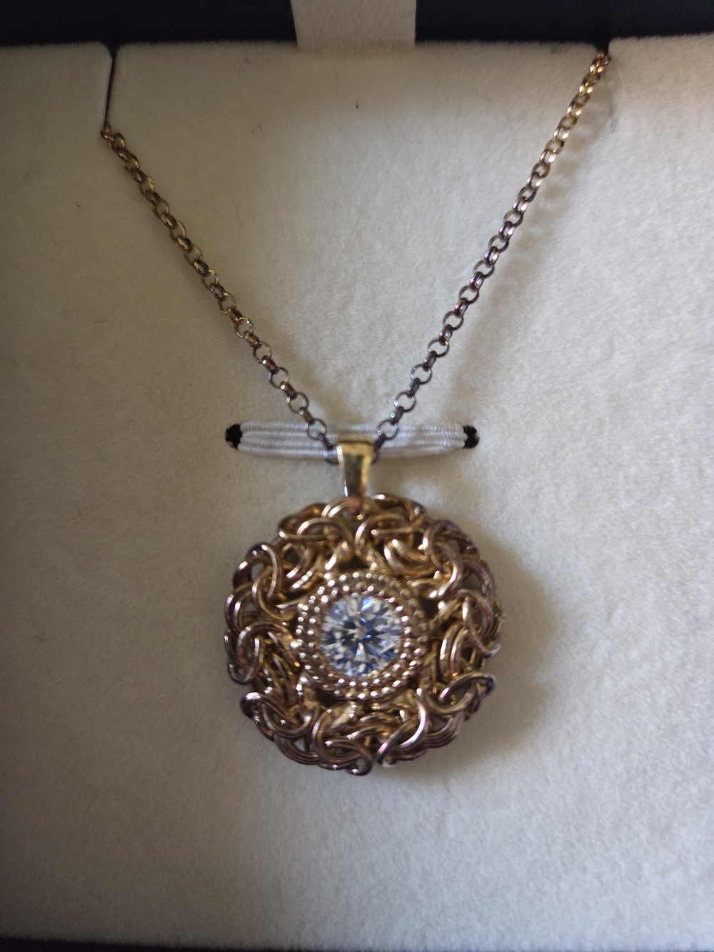 Muissanite 1,3CT Vintage "Stauer" Byzantine Pendant Necklace